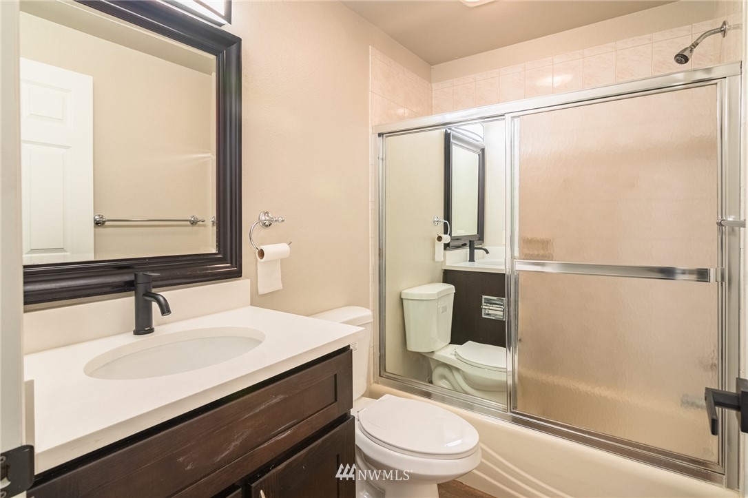 18321 Southeast 147th Place Renton, WA 98059 - Photo 19 of 40 Gallery Image 19