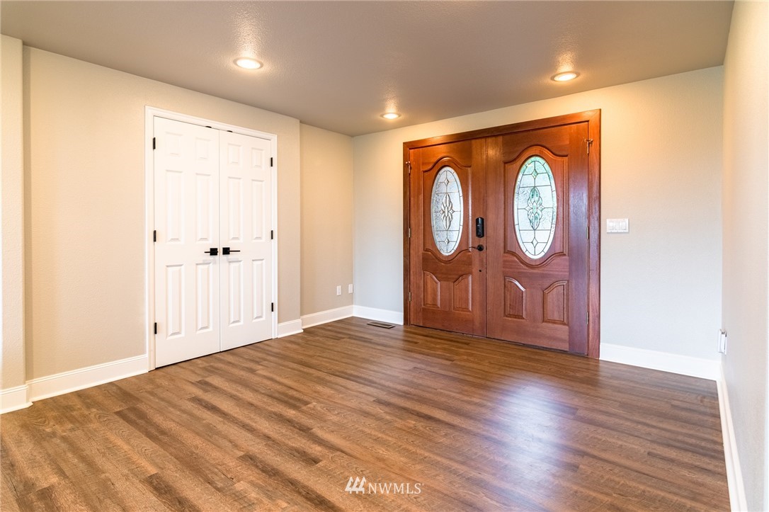 18321 Southeast 147th Place Renton, WA 98059 - Photo 26 of 40 Gallery Image 26