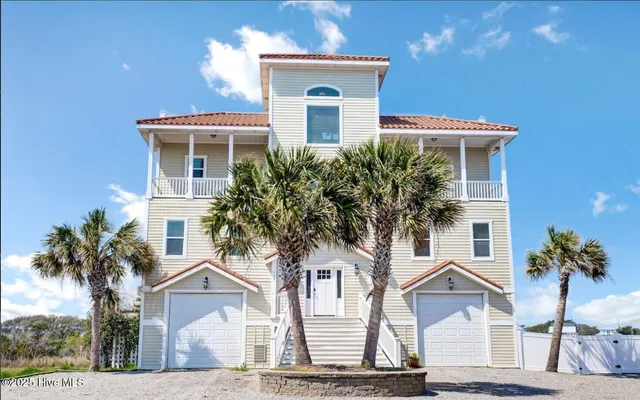 $2,300,000 | 105 Bay Court, North Topsail Beach, NC 28460