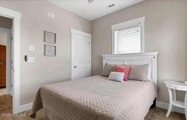 $2,300,000 | 105 Bay Court, North Topsail Beach, NC 28460