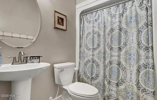 $2,300,000 | 105 Bay Court, North Topsail Beach, NC 28460