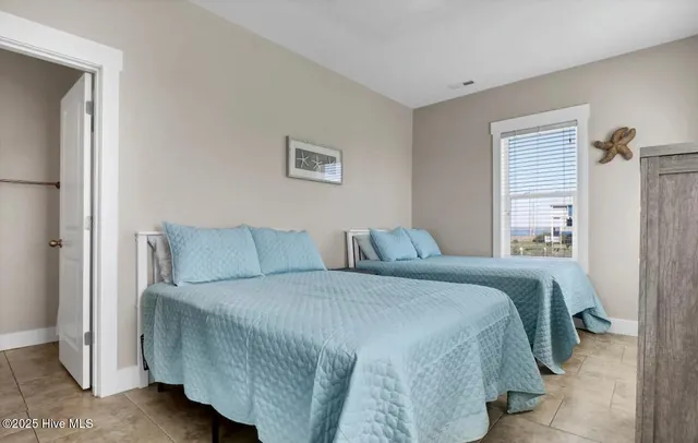 $2,300,000 | 105 Bay Court, North Topsail Beach, NC 28460