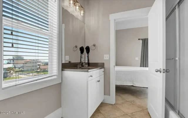 $2,300,000 | 105 Bay Court, North Topsail Beach, NC 28460