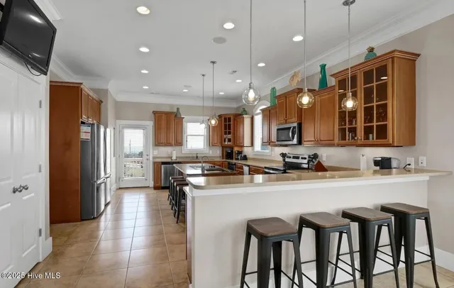 $2,300,000 | 105 Bay Court, North Topsail Beach, NC 28460