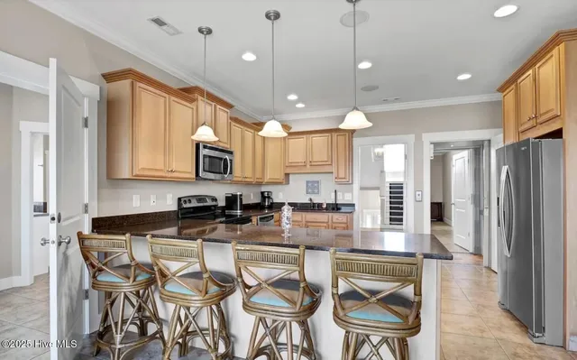 $2,300,000 | 105 Bay Court, North Topsail Beach, NC 28460