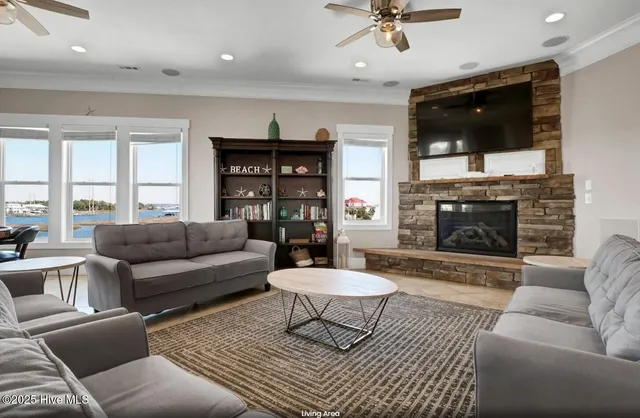 $2,300,000 | 105 Bay Court, North Topsail Beach, NC 28460