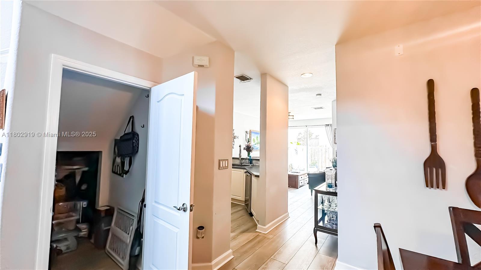 14969 Southwest 9th Terrace Miami, FL 33194 - Photo 5 of 18