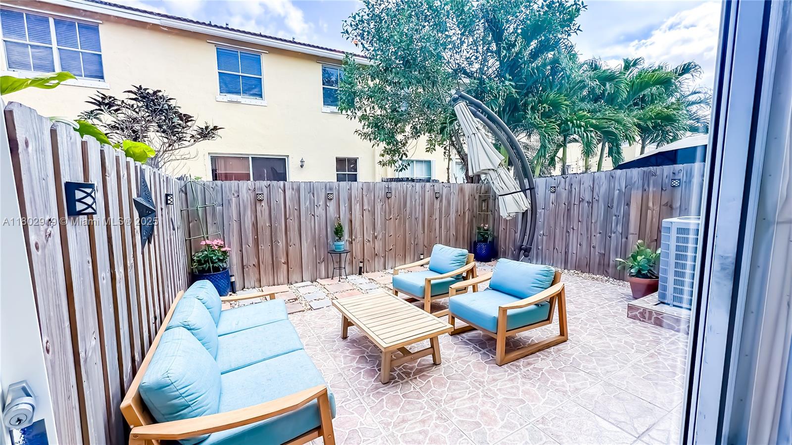 14969 Southwest 9th Terrace Miami, FL 33194 - Photo 10 of 18