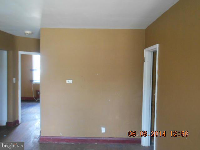 6937 Reisterstown Road Baltimore, MD 21215 - Photo 4 of 9 Interior (General)