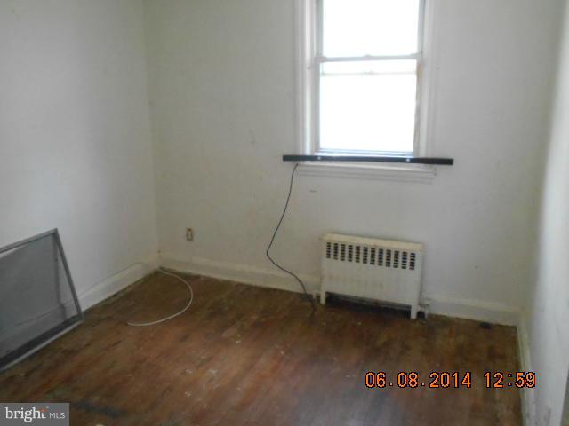 6937 Reisterstown Road Baltimore, MD 21215 - Photo 6 of 9 Bedroom