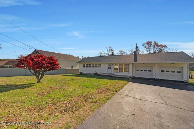 $314,900 | 710 Griffin Road, Moscow, PA 18444