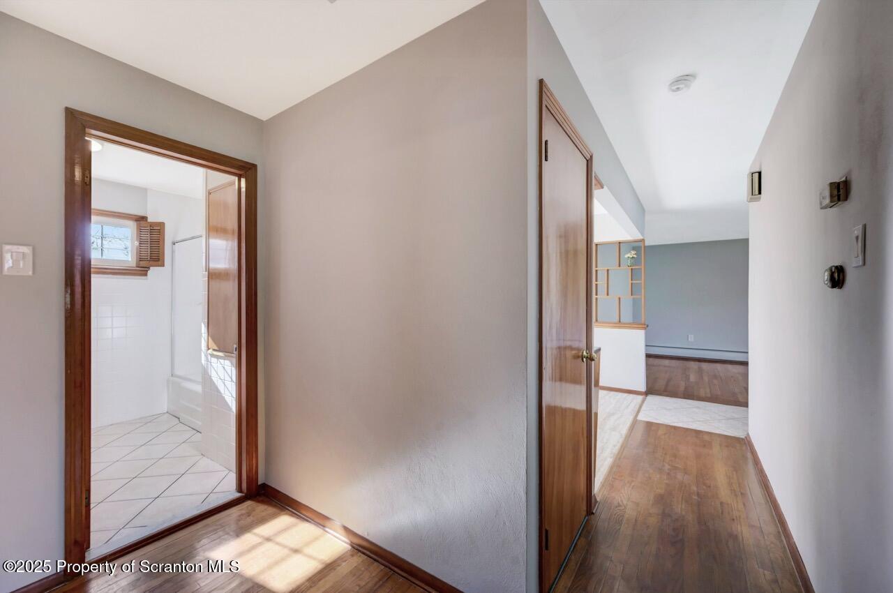 710 Griffin Road Moscow, PA 18444 - Photo 29 of 51 710 Griffin Rd 30 Large
