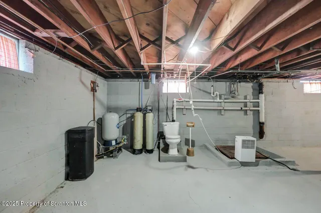 $314,900 | 710 Griffin Road, Moscow, PA 18444