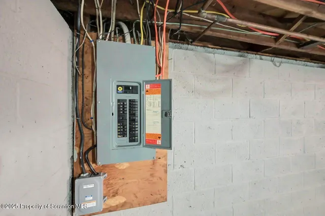 a view of a partially built entryway