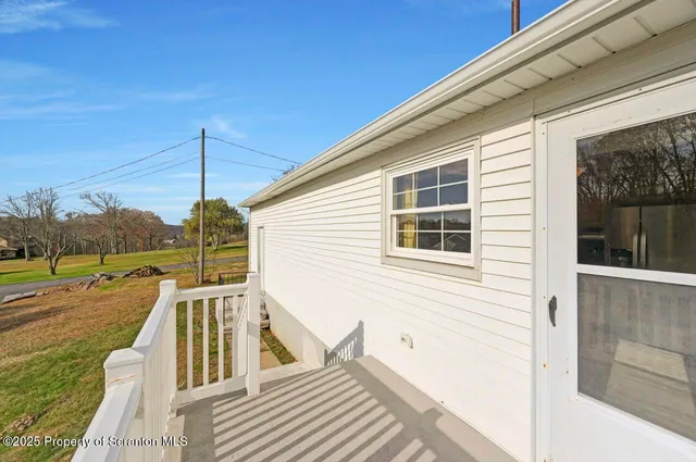 $314,900 | 710 Griffin Road, Moscow, PA 18444