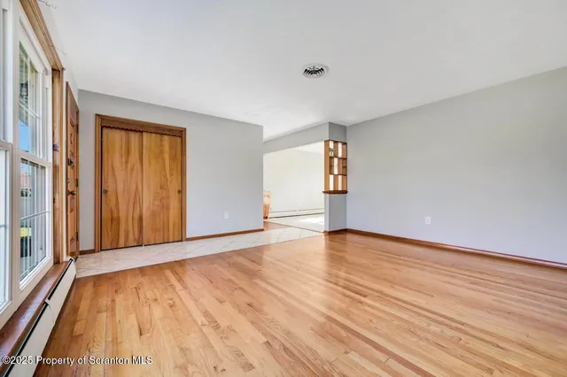 $314,900 | 710 Griffin Road, Moscow, PA 18444