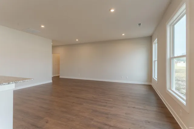 $360,800 | 5008 Goldfinch Drive, Evansville, IN 47725