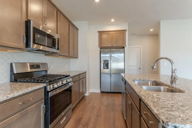 $360,800 | 5008 Goldfinch Drive, Evansville, IN 47725