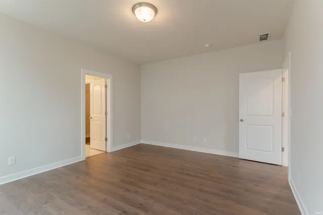 $360,800 | 5008 Goldfinch Drive, Evansville, IN 47725