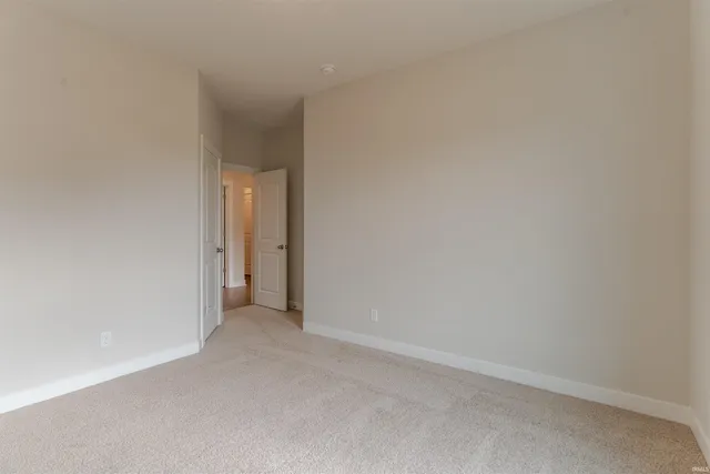 $360,800 | 5008 Goldfinch Drive, Evansville, IN 47725