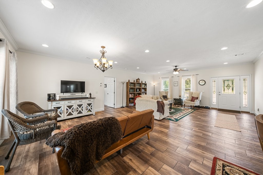 34317 Welch Road Callahan, FL 32011 - Photo 8 of 64 Gallery Image 8