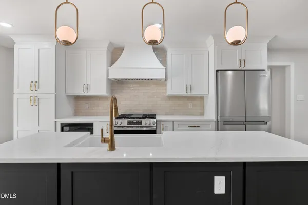 $839,900 | 412 North Elliott Road, Chapel Hill, NC 27514