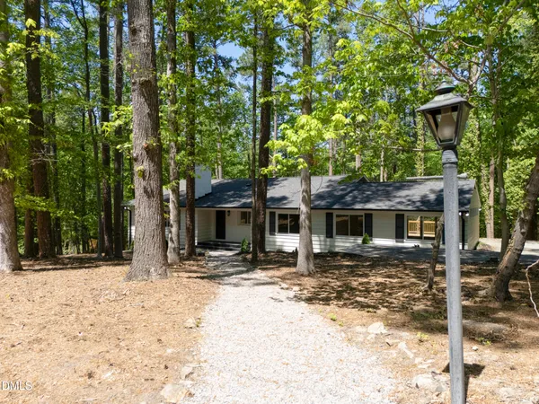 $839,900 | 412 North Elliott Road, Chapel Hill, NC 27514