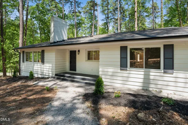 $839,900 | 412 North Elliott Road, Chapel Hill, NC 27514
