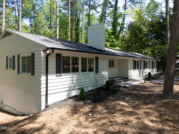 $839,900 | 412 North Elliott Road, Chapel Hill, NC 27514