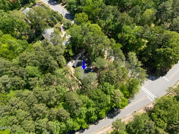 $839,900 | 412 North Elliott Road, Chapel Hill, NC 27514