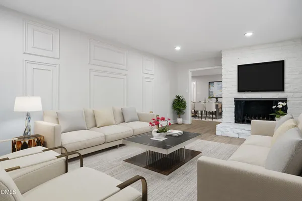 $839,900 | 412 North Elliott Road, Chapel Hill, NC 27514