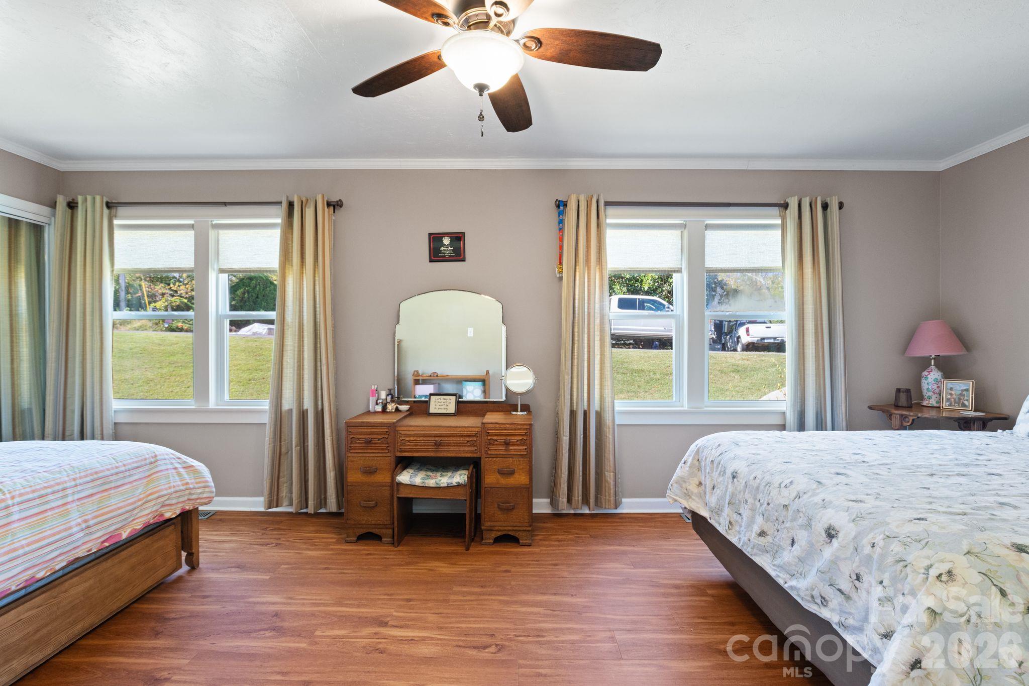 74 Ridgeline Road Clyde, NC 28721 - Photo 23 of 36 Gallery Image 23