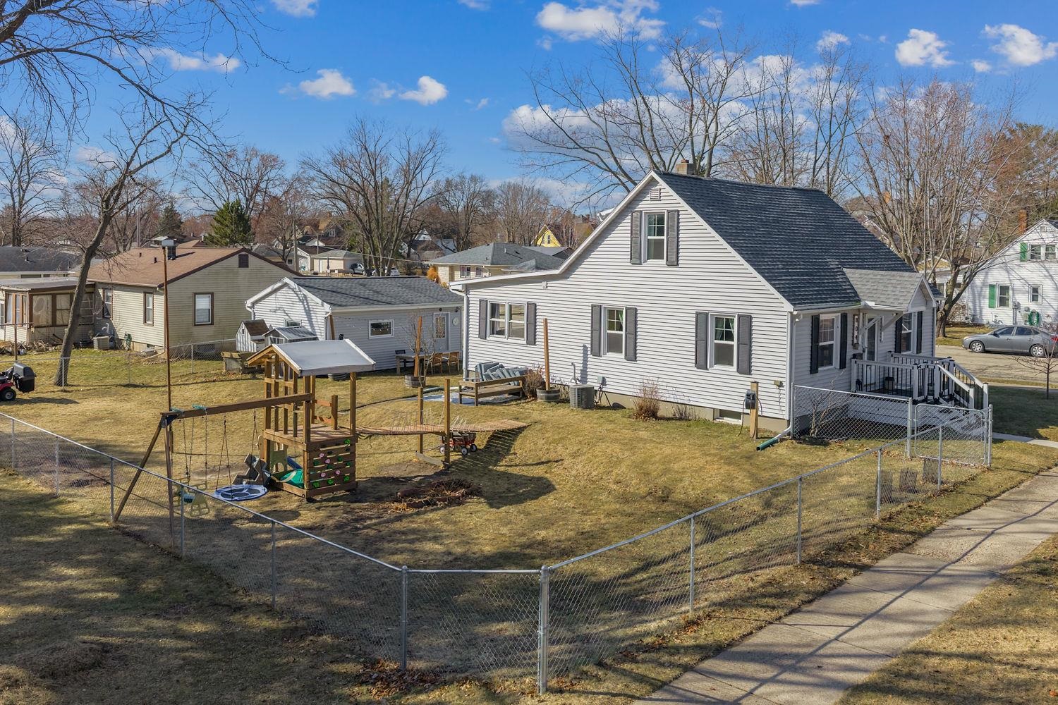 804 Seymour Street Reedsburg, WI 53959 - Photo 36 of 45