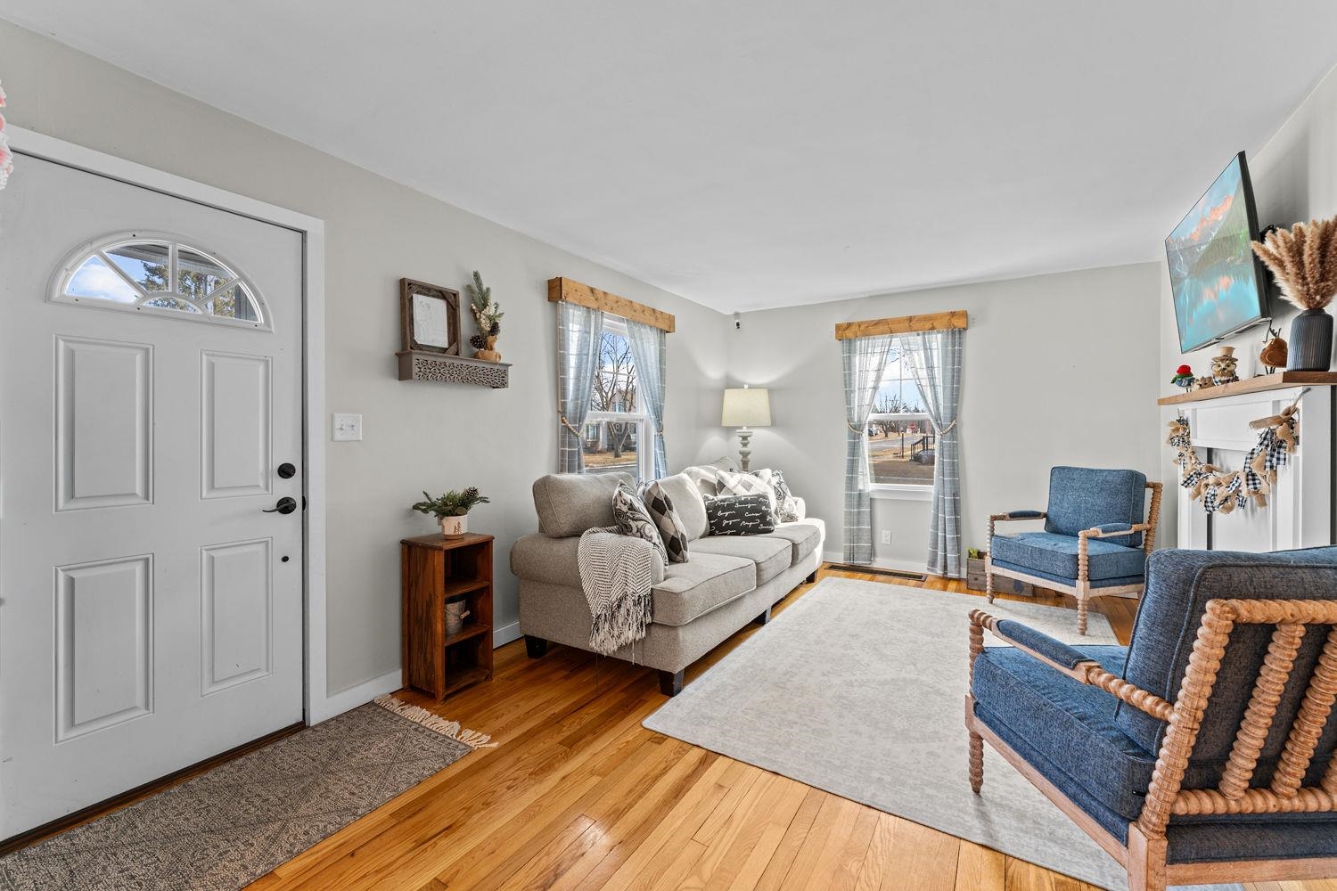 804 Seymour Street Reedsburg, WI 53959 - Photo 4 of 45