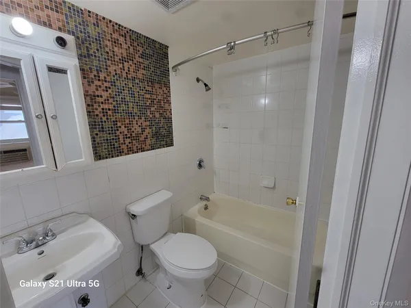 $3,650 | 48-82 37th Street, Unit 2 | Sunnyside