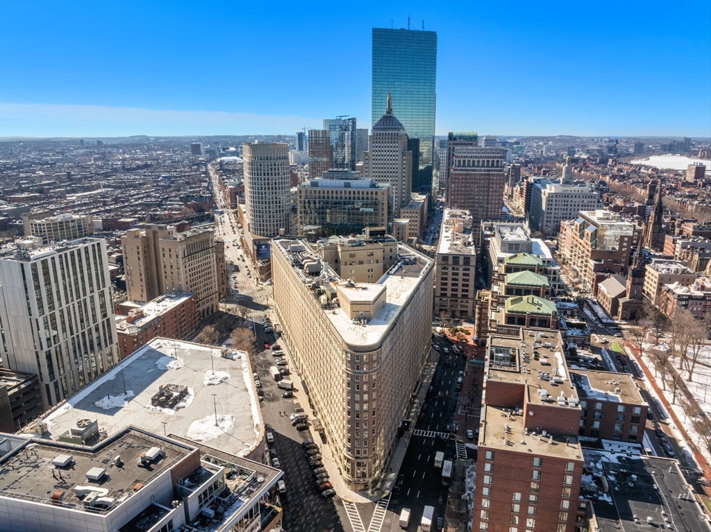22 Shawmut Street Boston, MA 02116 - Photo 22 of 26 a view of a city
