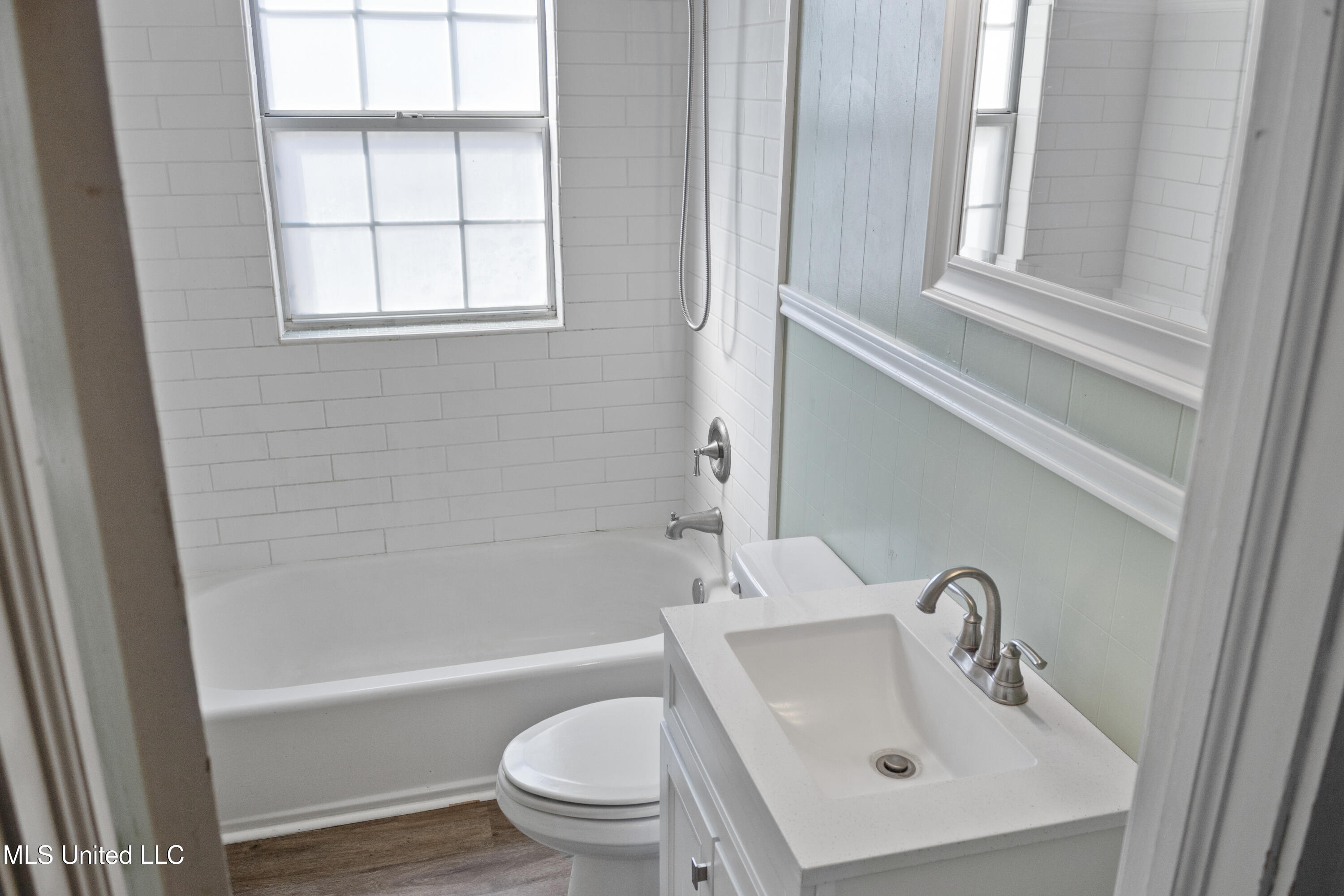 515 Lakeview Avenue McComb, MS 39648 - Photo 11 of 27 11