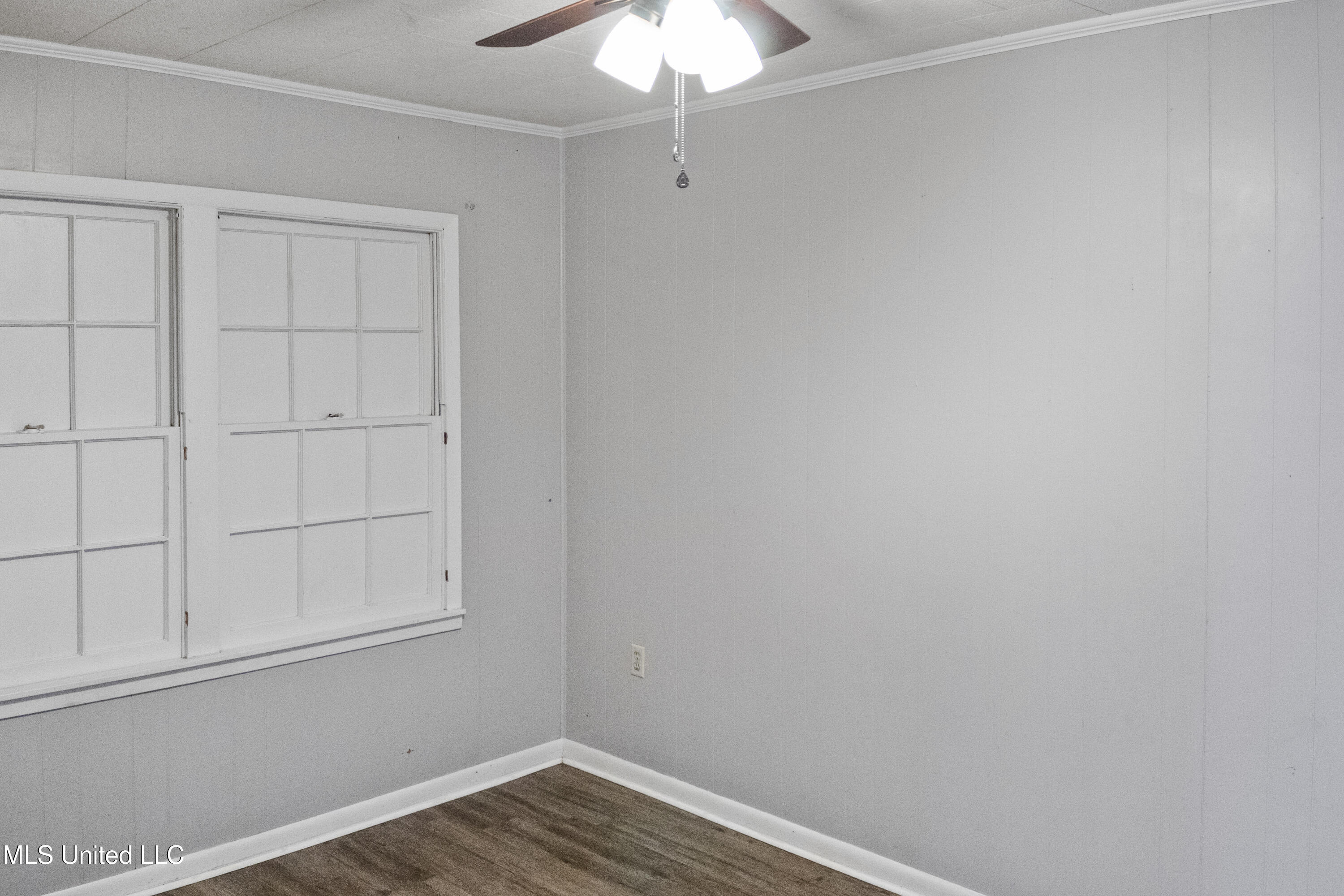 515 Lakeview Avenue McComb, MS 39648 - Photo 13 of 27 13