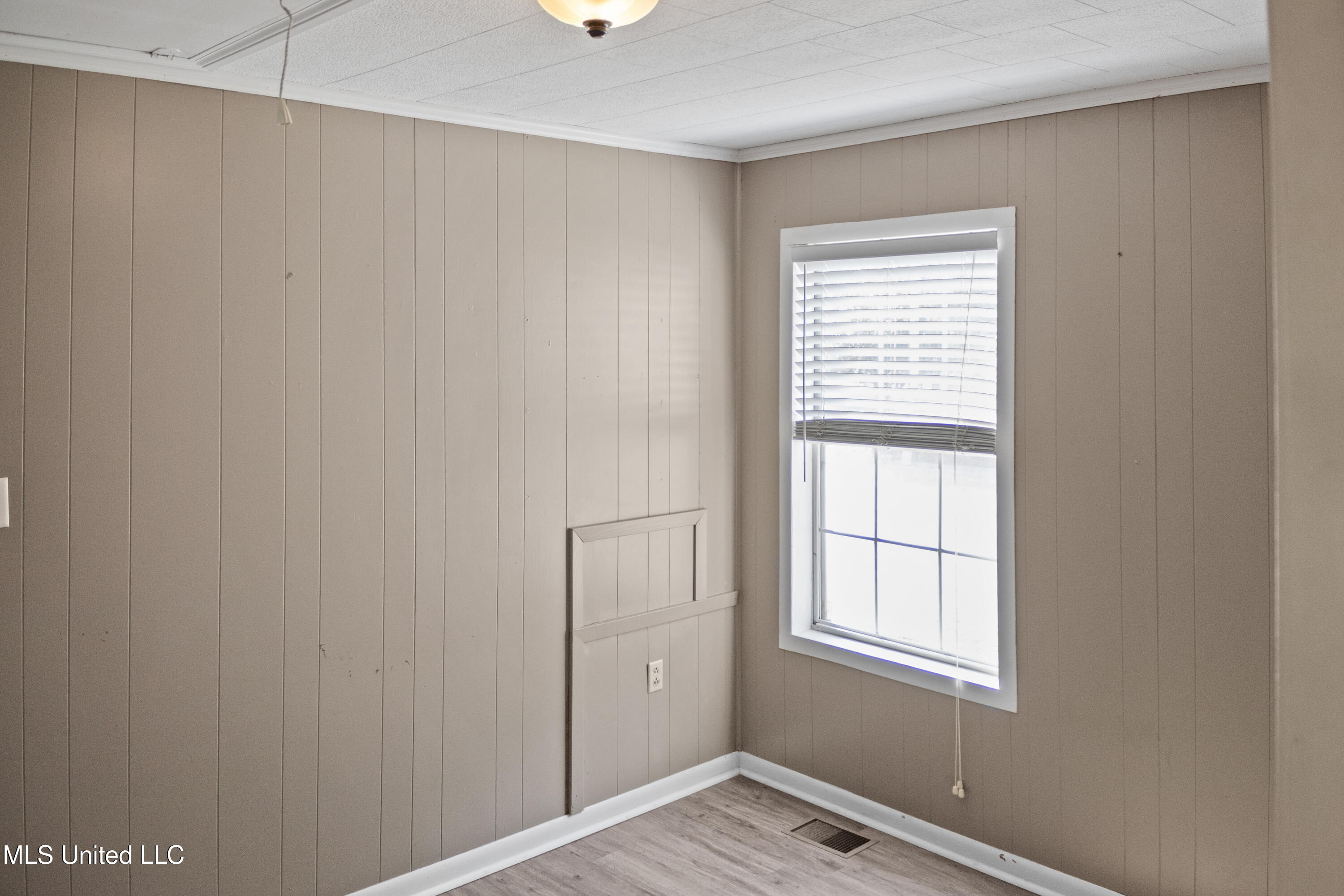 515 Lakeview Avenue McComb, MS 39648 - Photo 22 of 27 22