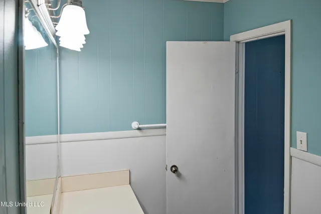 $124,500 | 515 Lakeview Avenue, McComb, MS 39648