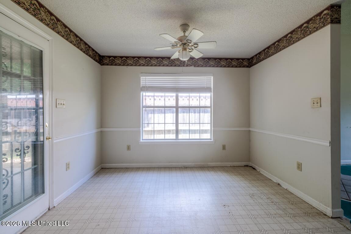 7249 Lucia Lane Walls, MS 38680 - Photo 8 of 15 R5C_6491-HDR-Edit