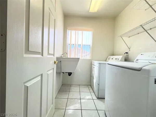 $1,895 | 8448 Barossa Court, Las Vegas, NV 89117