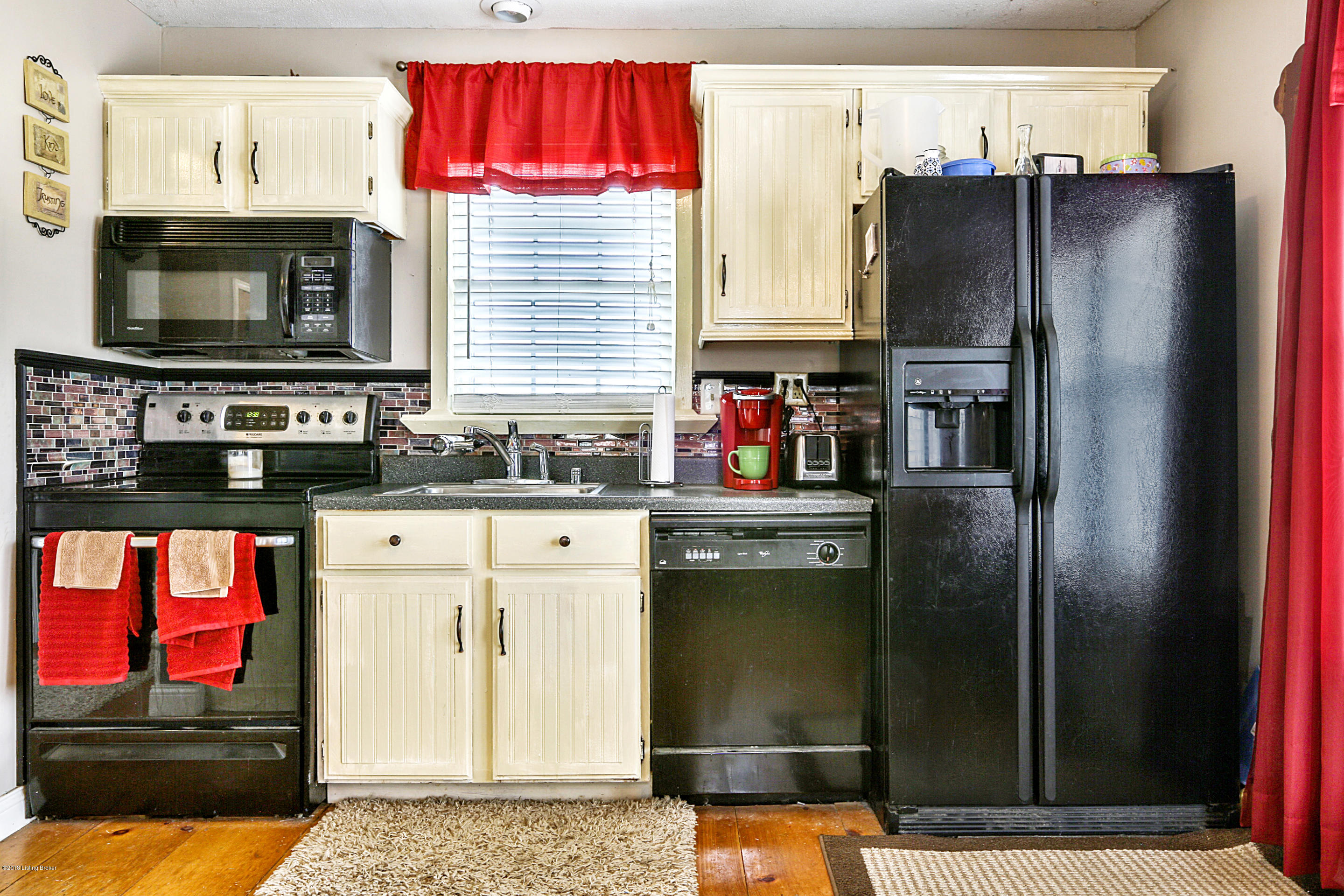 11540 Mt Eden Road Waddy, KY 40076 - Photo 9 of 24 Kitchen