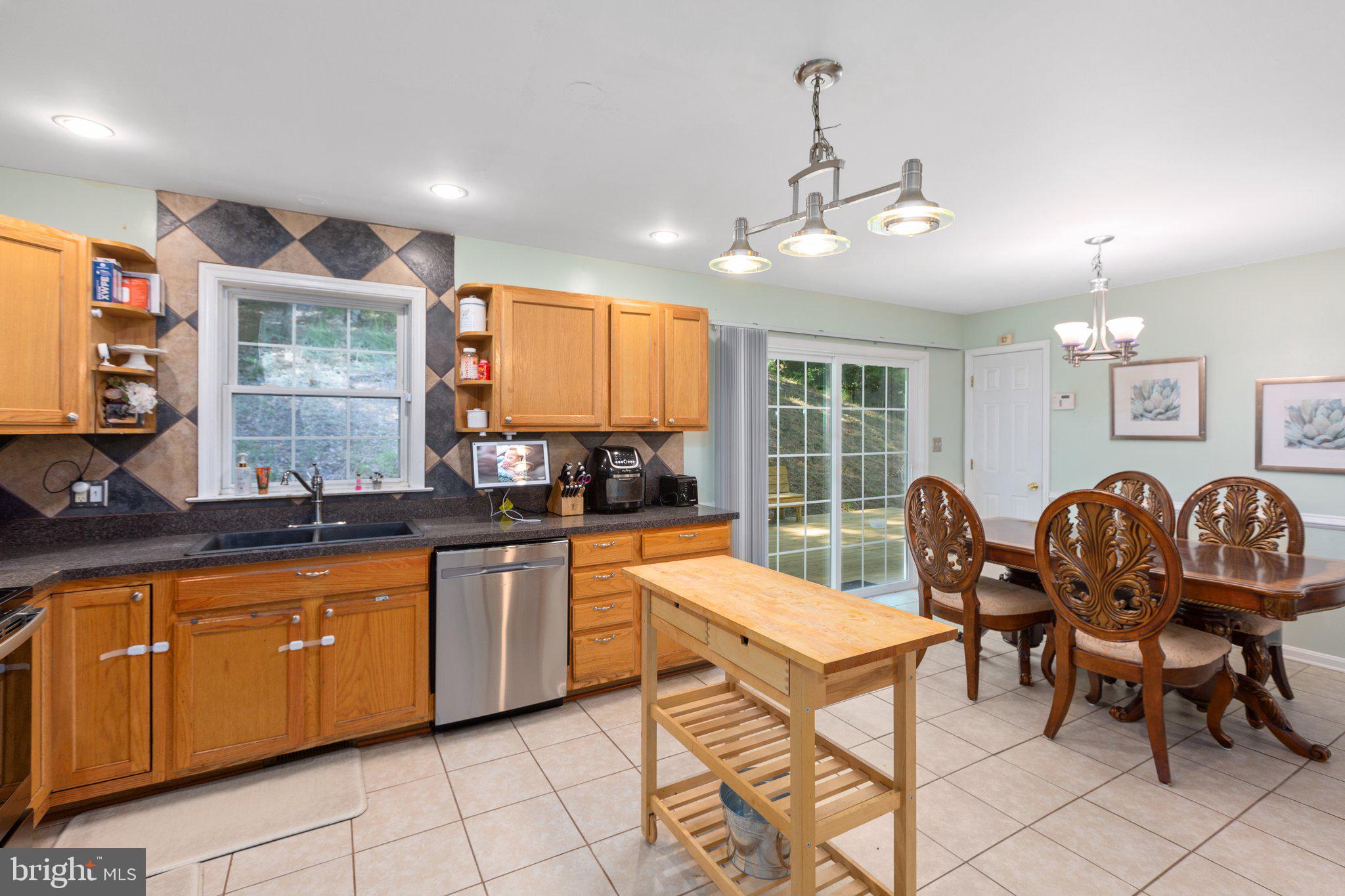 152 Quarry Road Stafford, VA 22554 - Photo 13 of 51 Gallery Image 13
