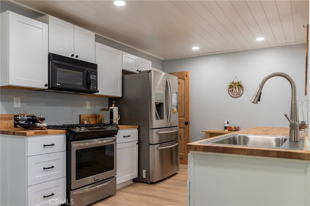 25150 Fern Valley Road Idyllwild, CA 92549 - Photo 20 of 43