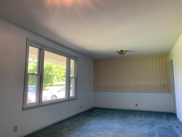 580 Vanderbilt Road Mount Juliet, TN 37122 - Photo 7 of 27 an empty room with a window