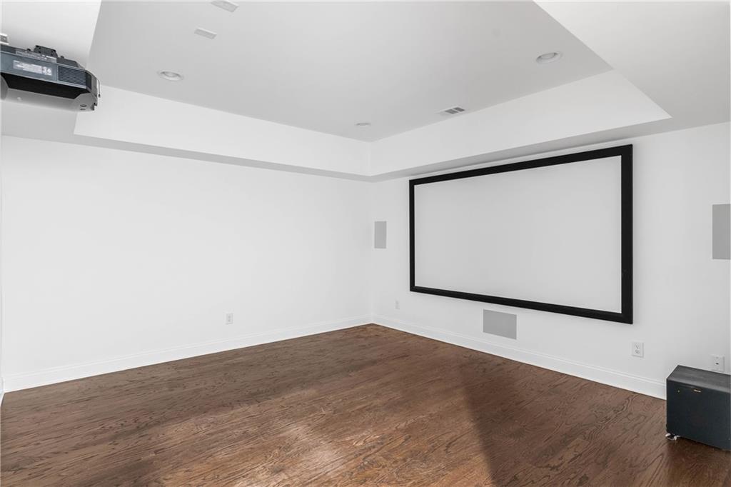 1760 Barclay Cl Northwest Atlanta, GA 30318 - Photo 37 of 45