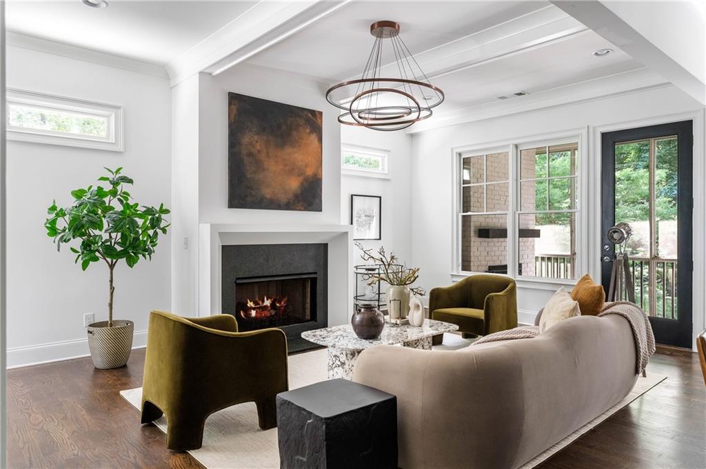 1760 Barclay Cl Northwest Atlanta, GA 30318 - Photo 4 of 45