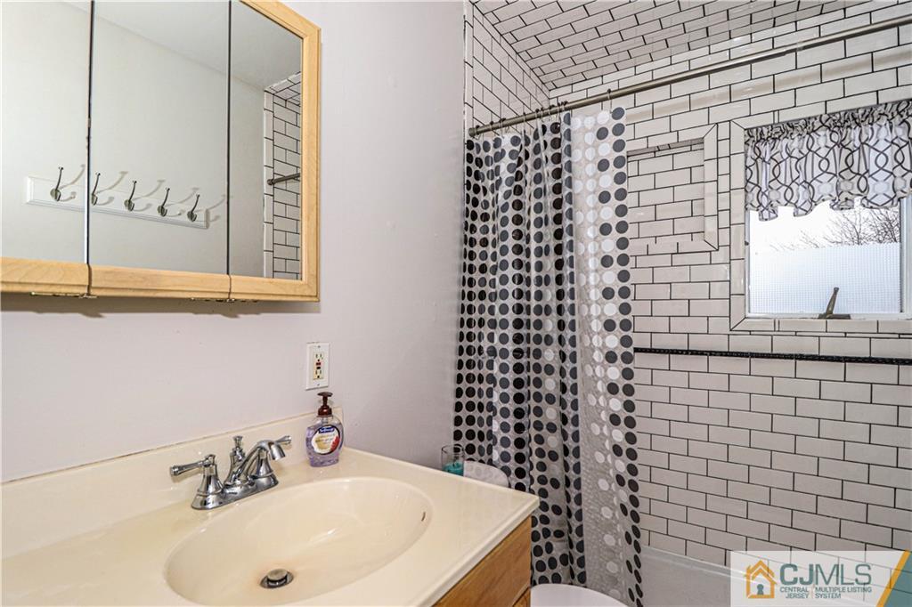 10 Homer Road Old Bridge, NJ 08879 - Photo 12 of 22 Gallery Image 12