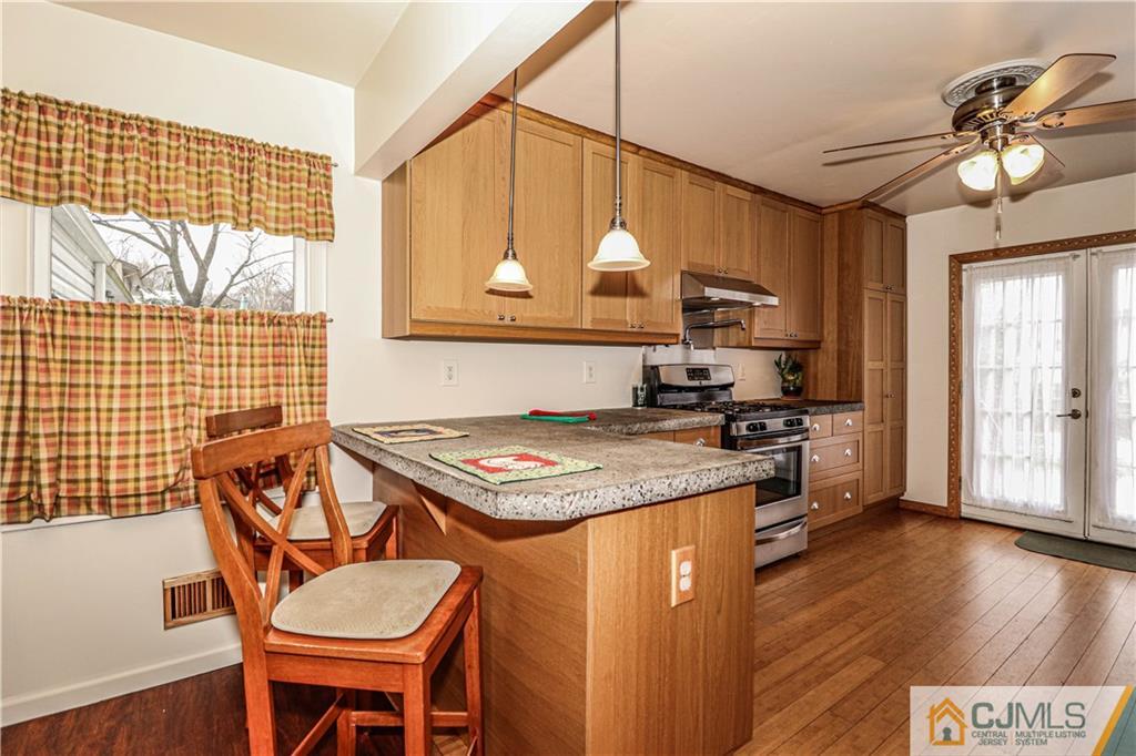 10 Homer Road Old Bridge, NJ 08879 - Photo 3 of 22 Gallery Image 3